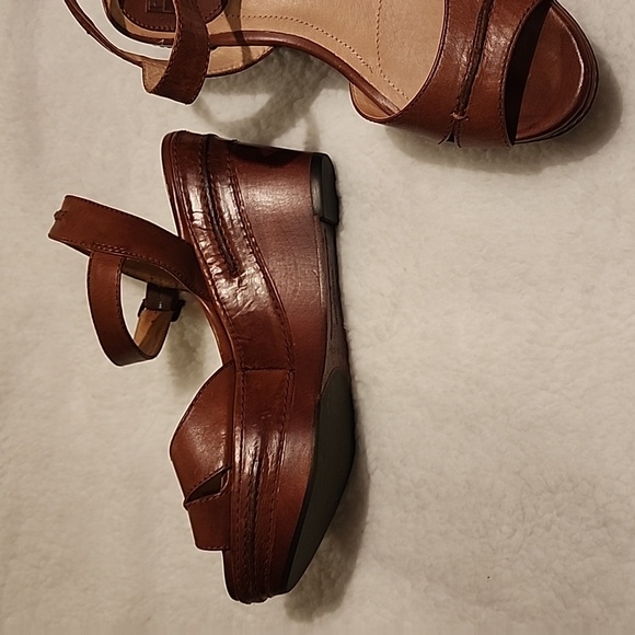 Shoes - Picture 2 of 2